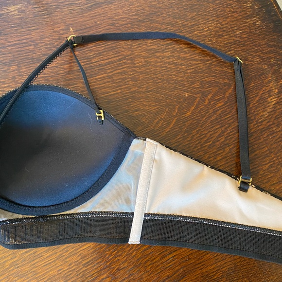 Victoria’s Secret Very Sexy convertible push up bra - Picture 5 of 6